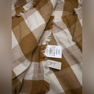 LOFT  Scarf Neutral Cappuccino Brown /White Gingham Plaid  NWOT Long & Wide